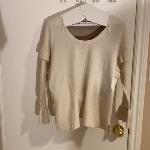 Beautiful cream coloured 100% cotton sweater - Picture 2 of 2